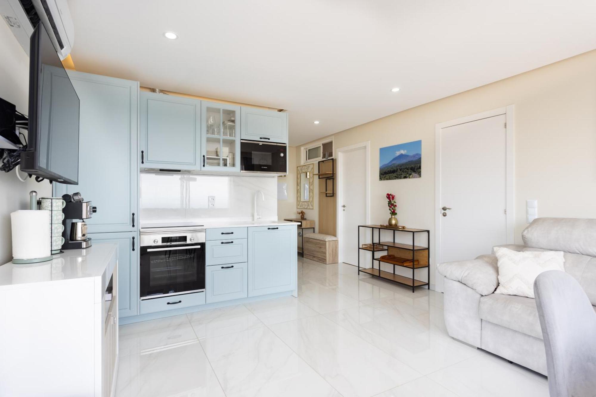 Apartment On The Paraiso Playa, Sea Views