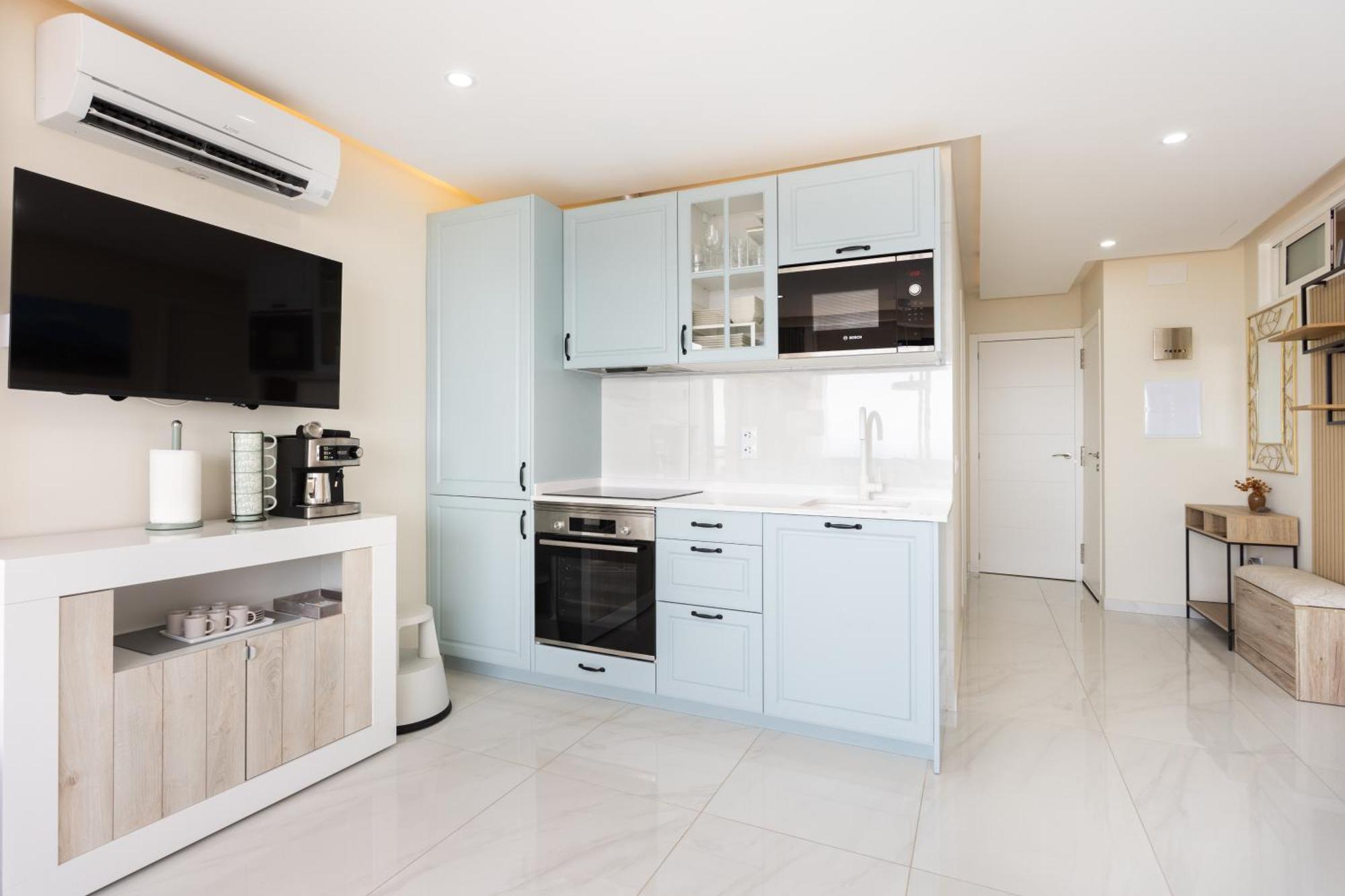 Apartment On The Paraiso Playa, Sea Views