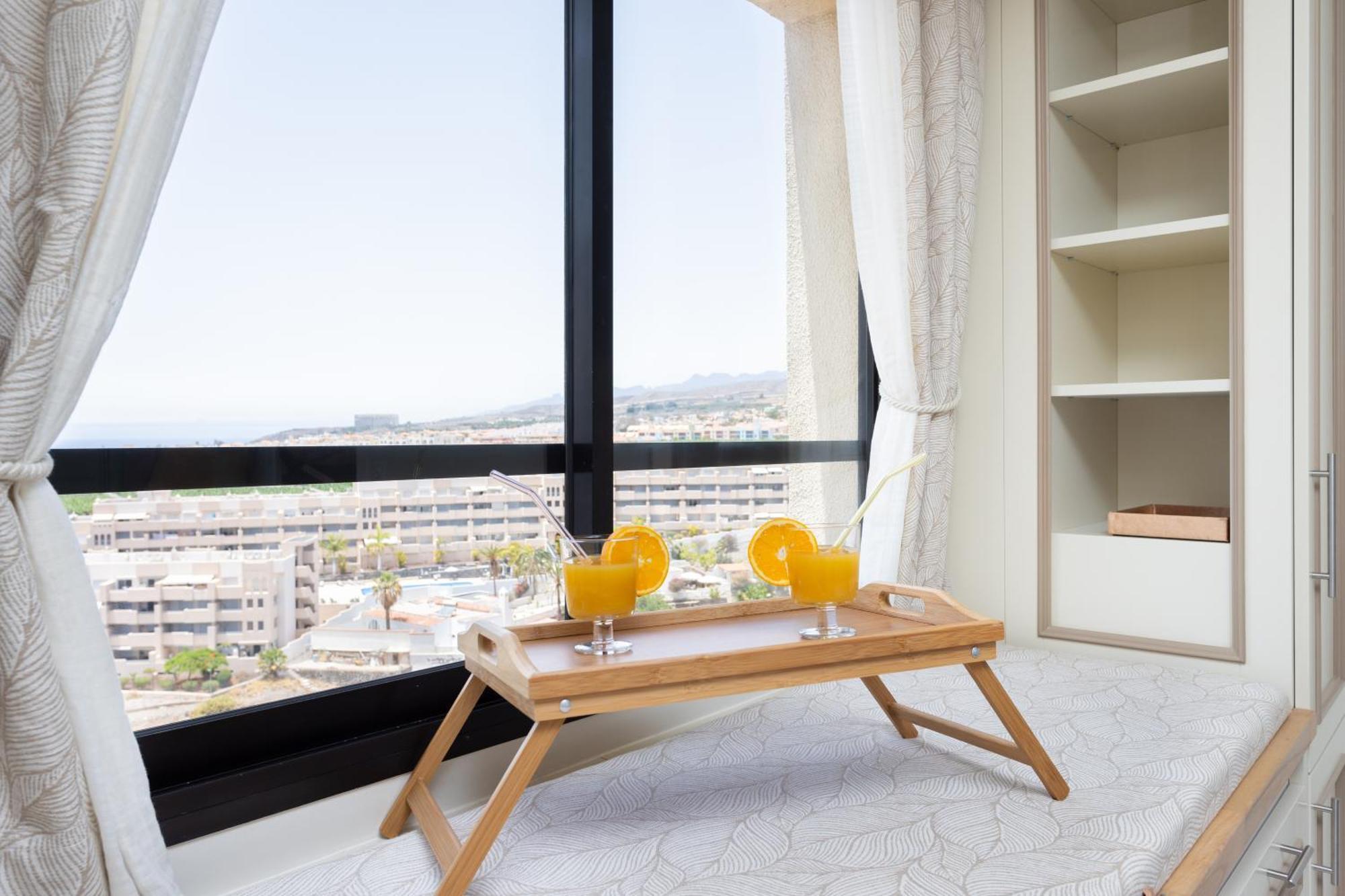 Apartment On The Paraiso Playa, Sea Views Playa Paraiso (Tenerife)